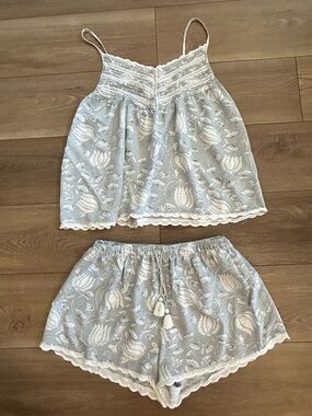 Joie 2 Piece Lounge Set Medium Floral Cami Shorts Pajama Set Boho